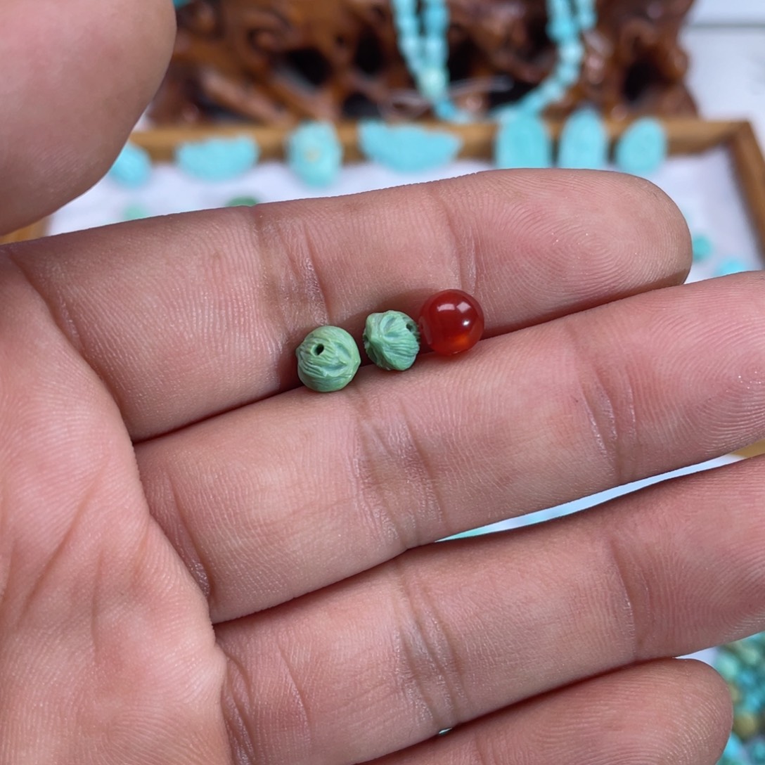 @***b南红玛瑙未镶嵌颈饰069