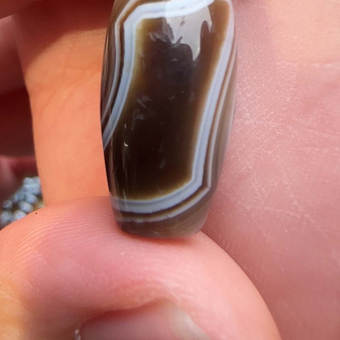 玛瑙/玉髓合金颈饰24x11满纹路 带眼睛