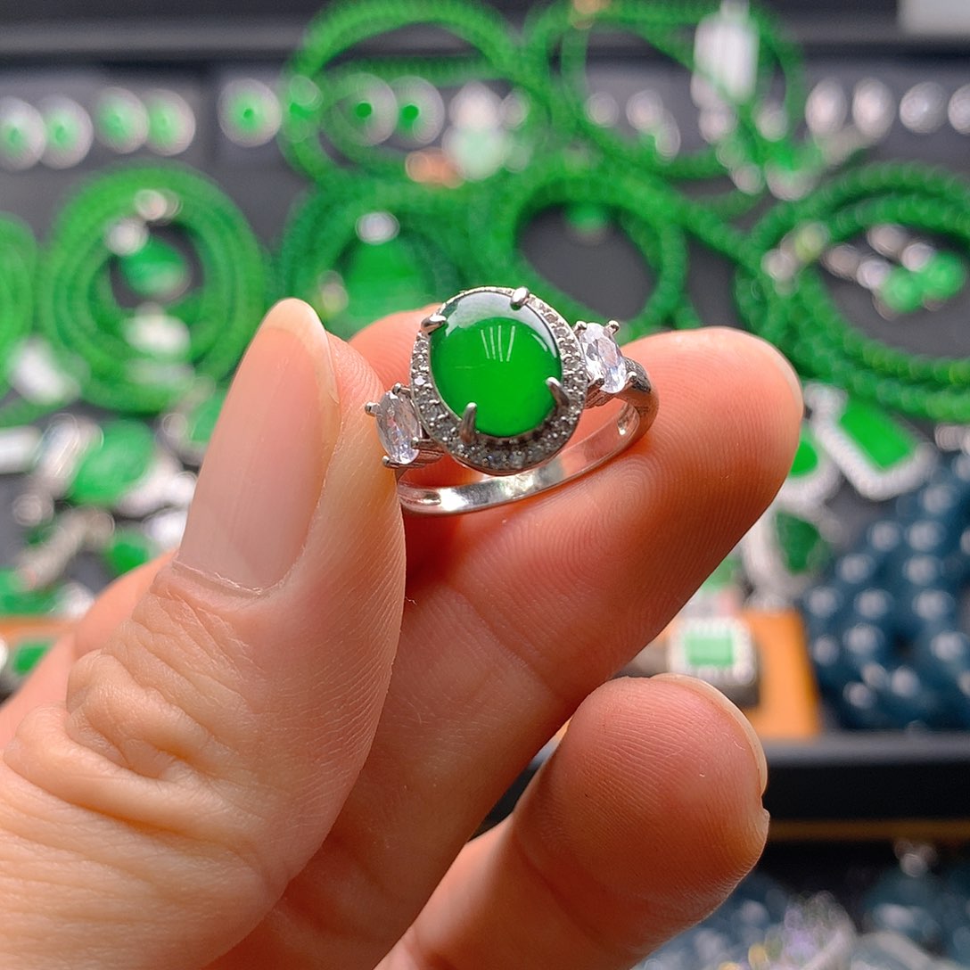 未镶嵌戒指翡翠翡翠