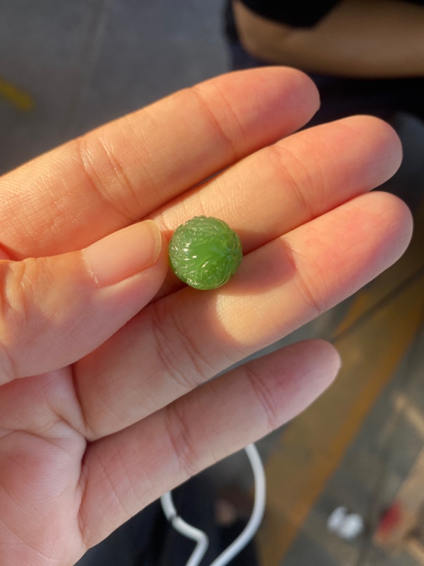 和田玉碧玉包财12mm单珠雕刻路路通