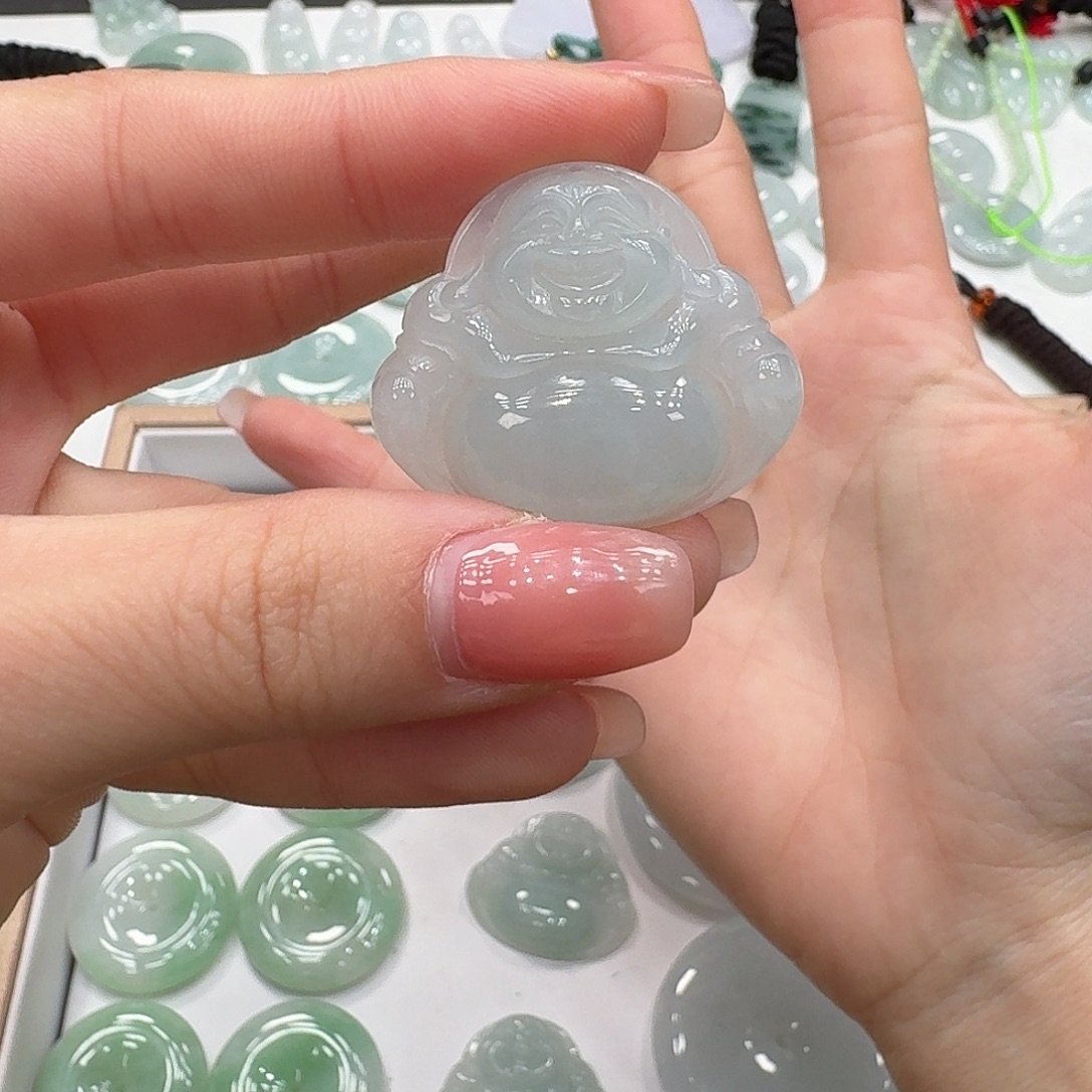 習***你翡翠未镶嵌颈饰多样性发其一佛公