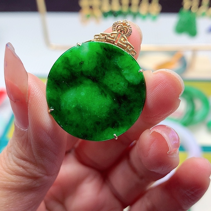 翡翠颈饰银S925镶嵌翡翠