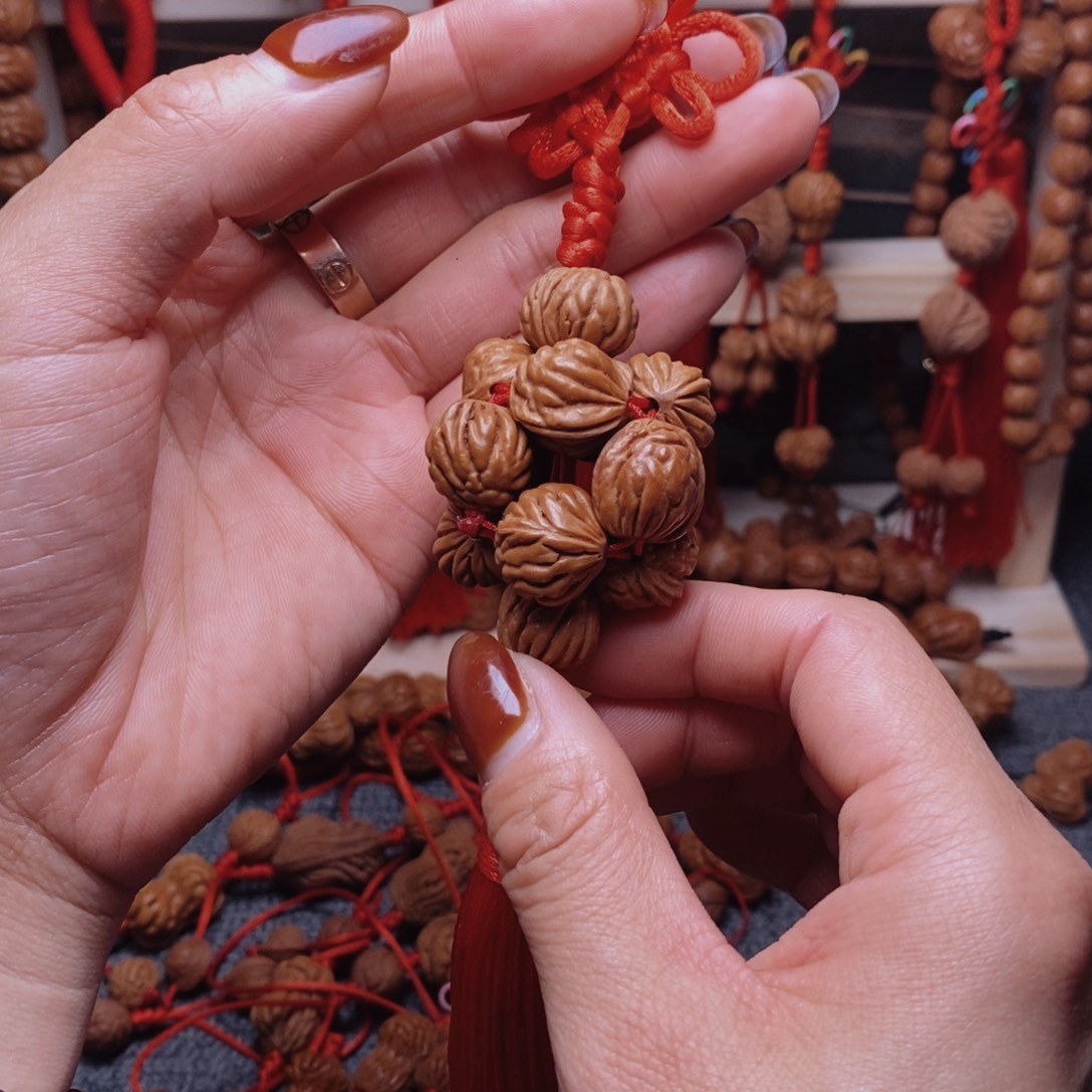 吊坠桃核龙纹桃枭