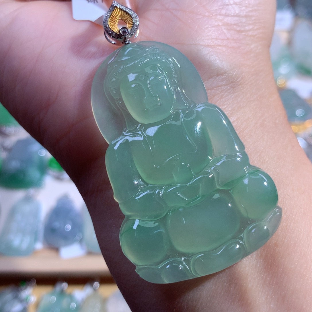 翡翠吊坠(不含链)18K金镶嵌