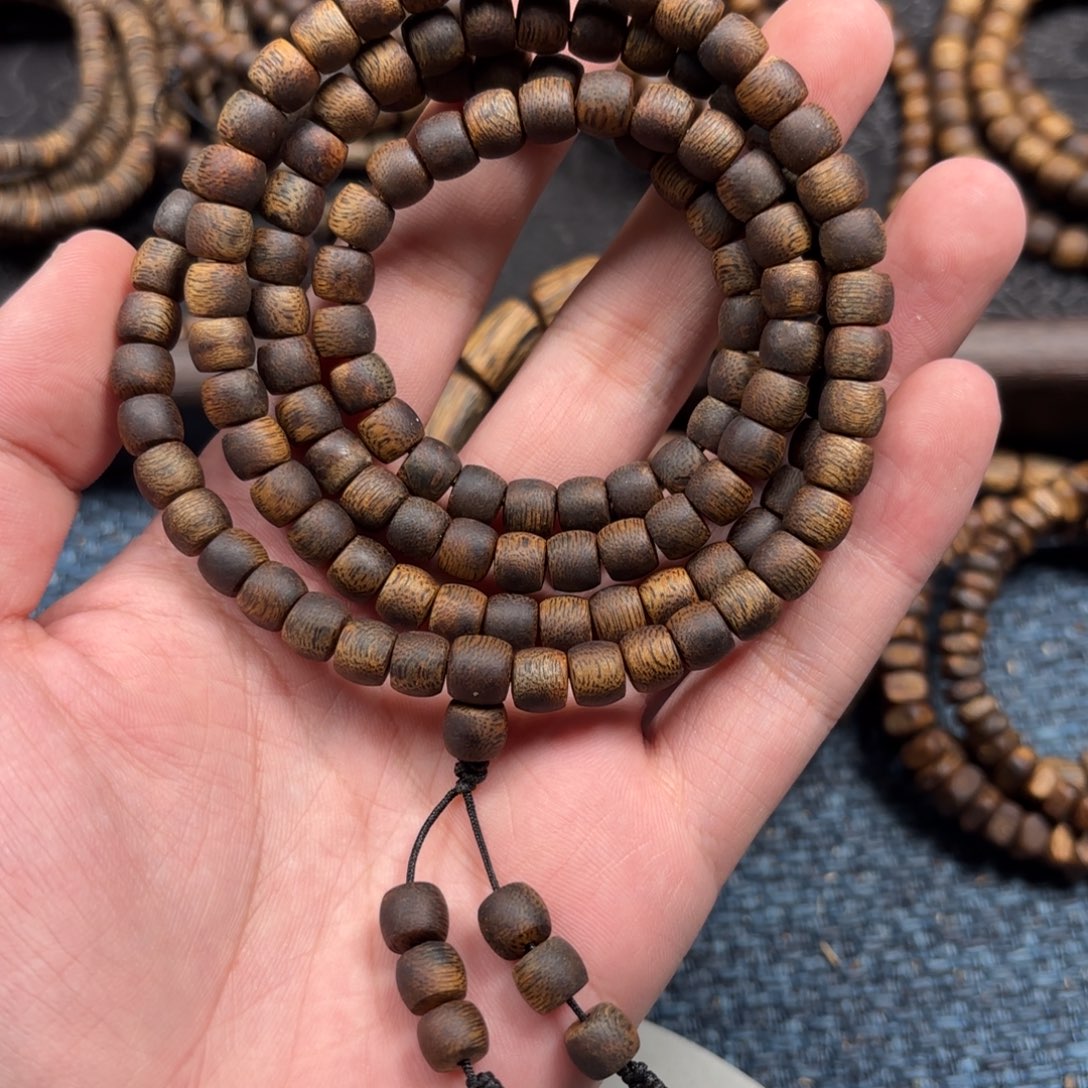 玩***授沉香手串淳化老料九九沉乌身圆叶多圈
