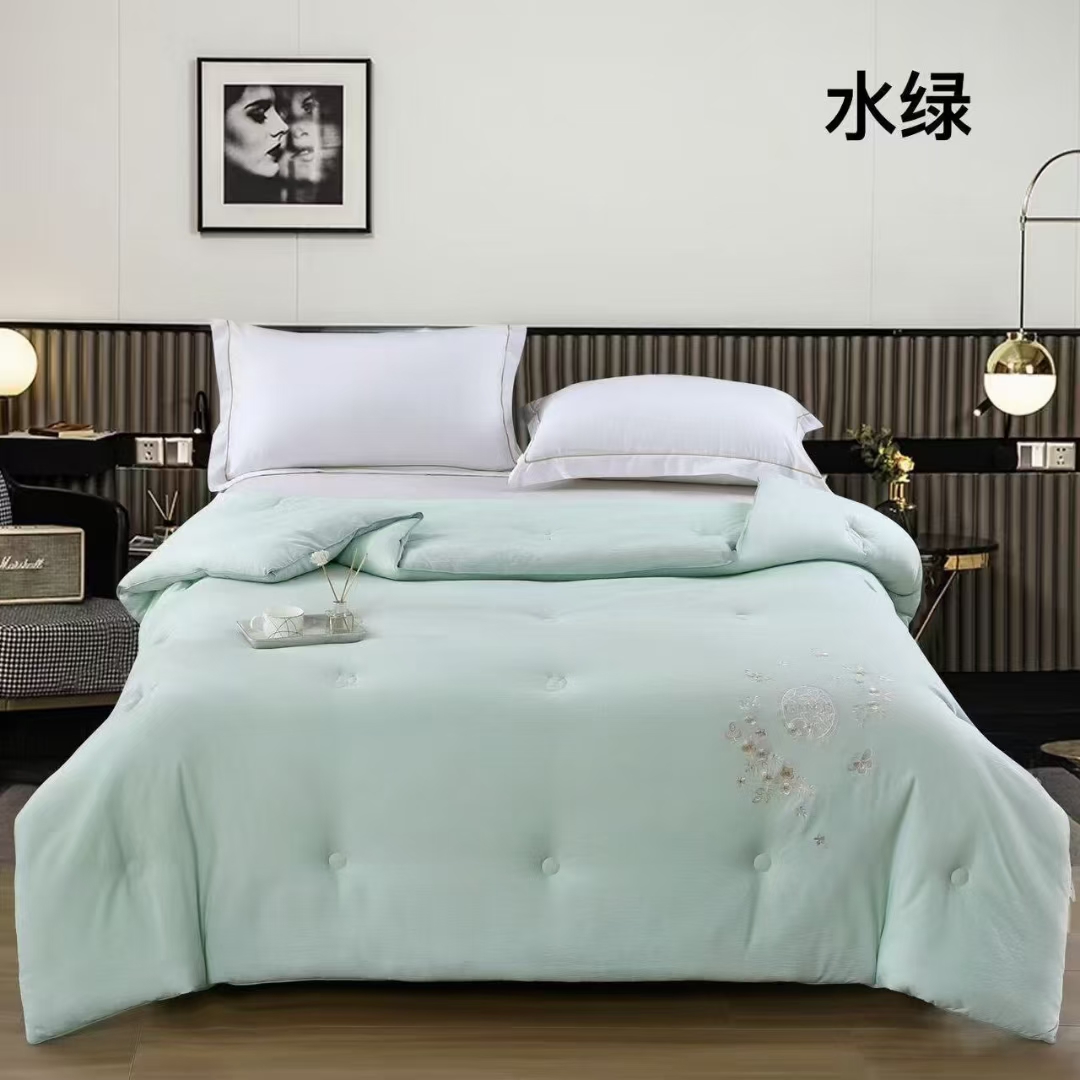 水润蚕丝鲜奶蛋白被