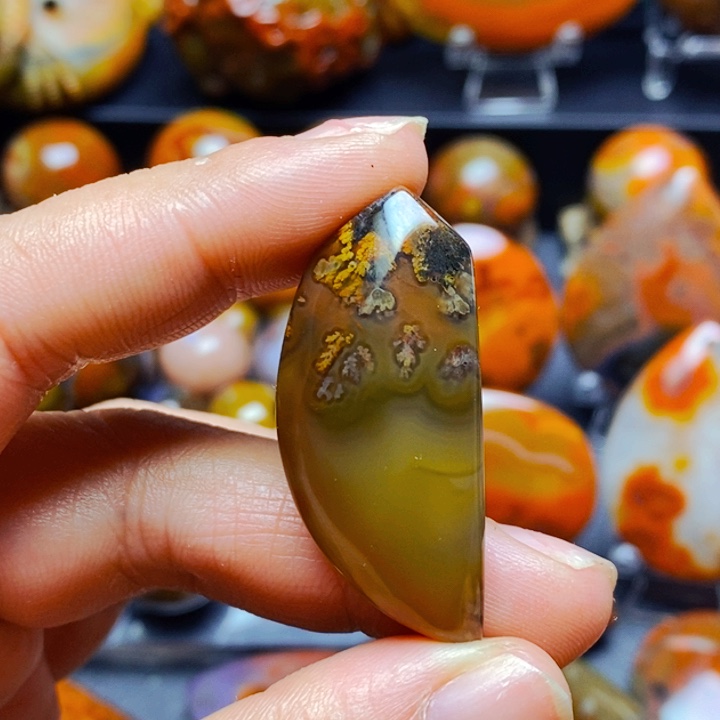 玛瑙/玉髓颈饰未镶嵌