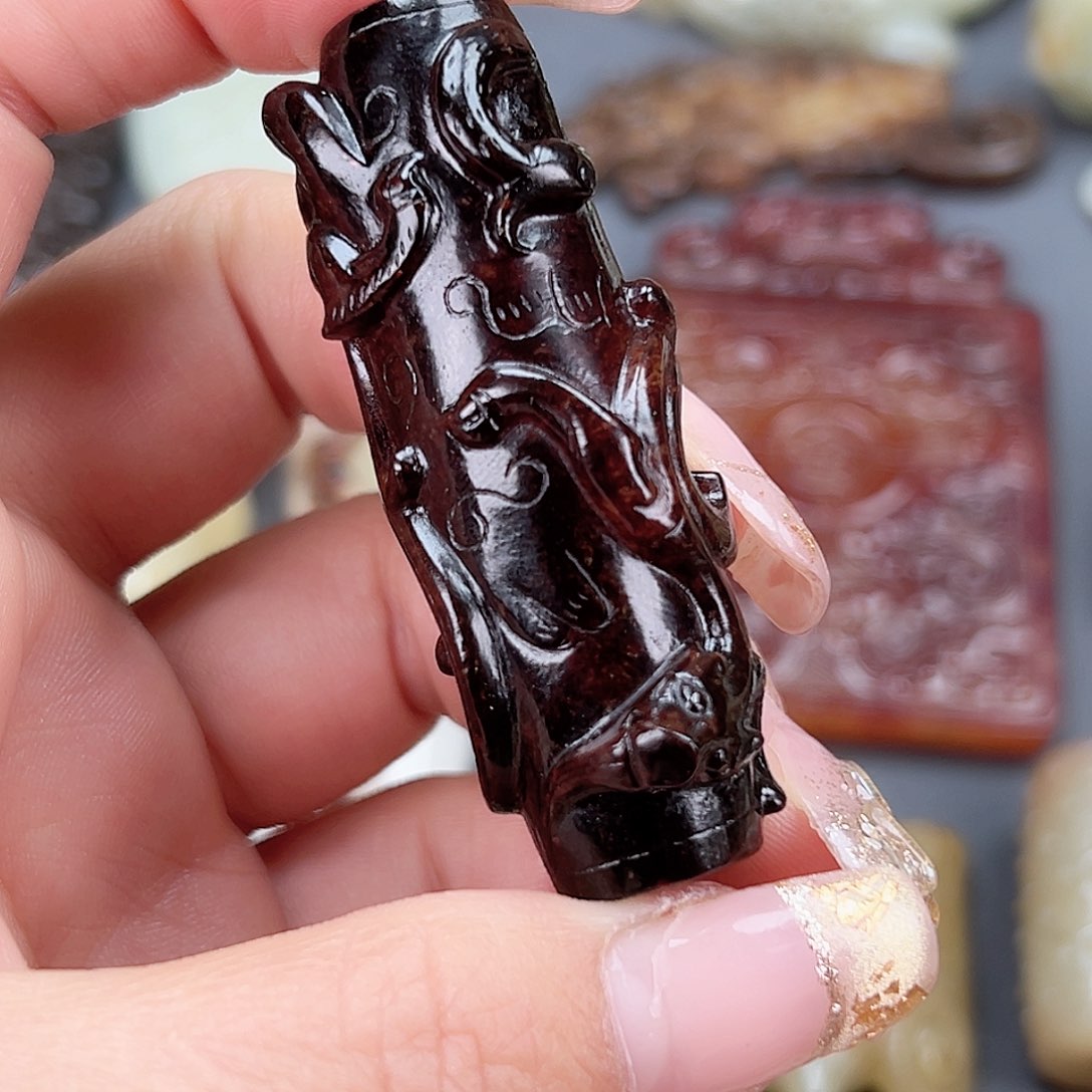 和田玉（糖玉）颈饰未镶嵌9**8