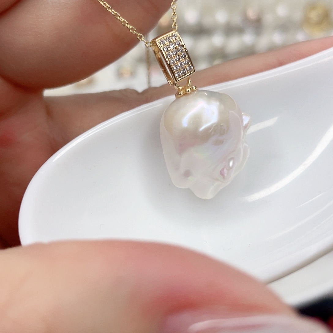 淡水珍珠未镶嵌吊坠(赠链)