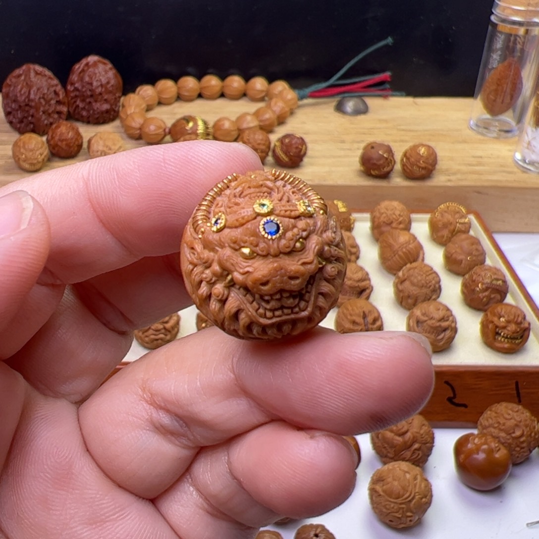 ****头吊坠猴头核桃猴头