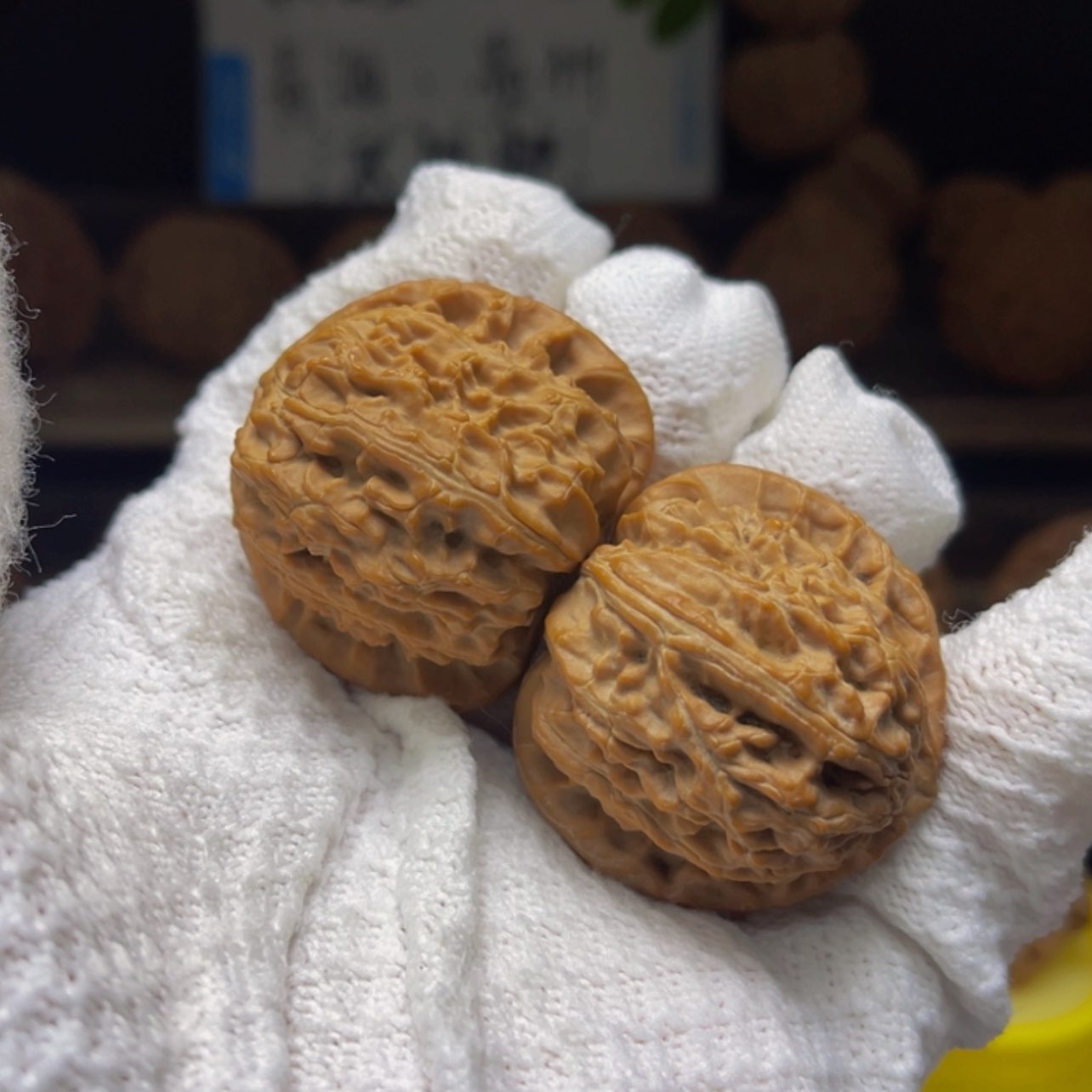 【闪购商品】核桃把件39尺寸白狮子