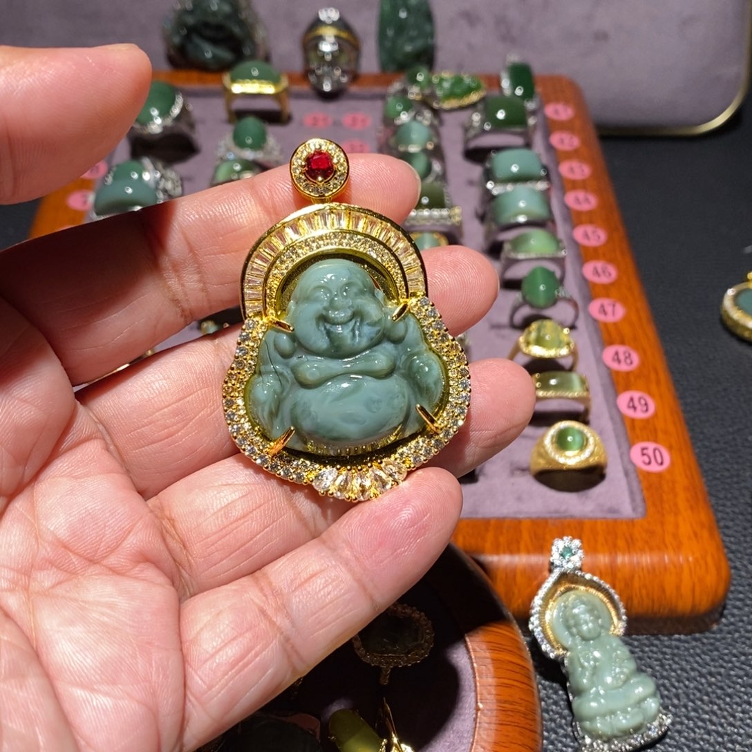 和田玉未镶嵌戒指