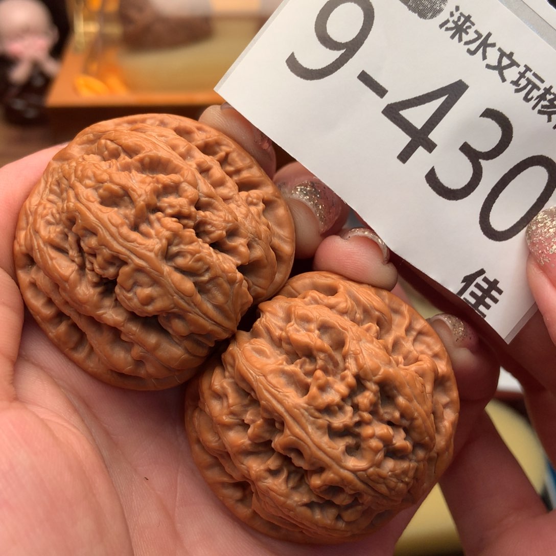 文玩核桃把件42粗筋 
