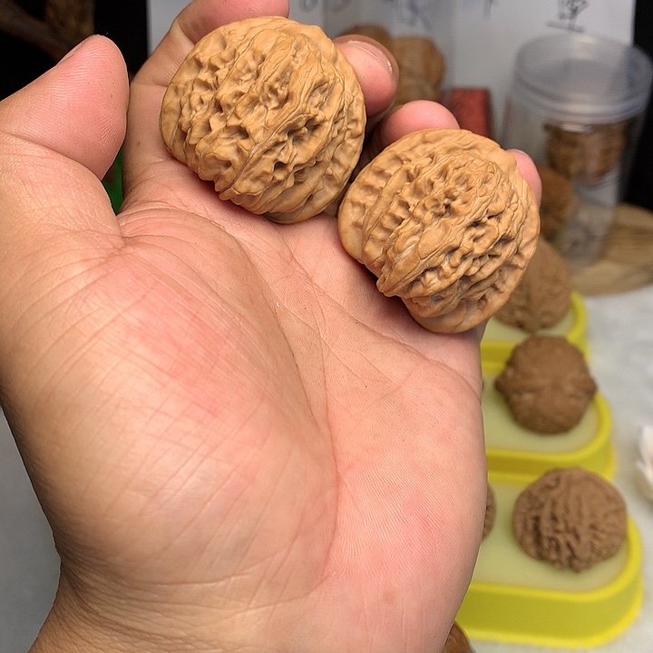 吊坠文玩核桃四座楼……