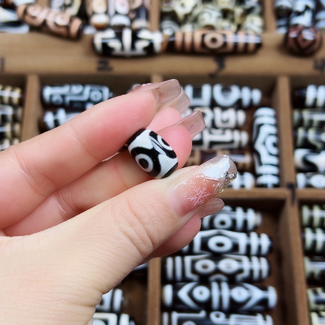 玛瑙/玉髓颈饰未镶嵌꧁****꧂