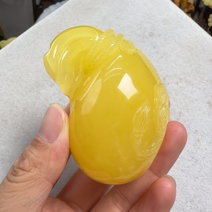 未镶嵌蜜蜡珠宝奇石