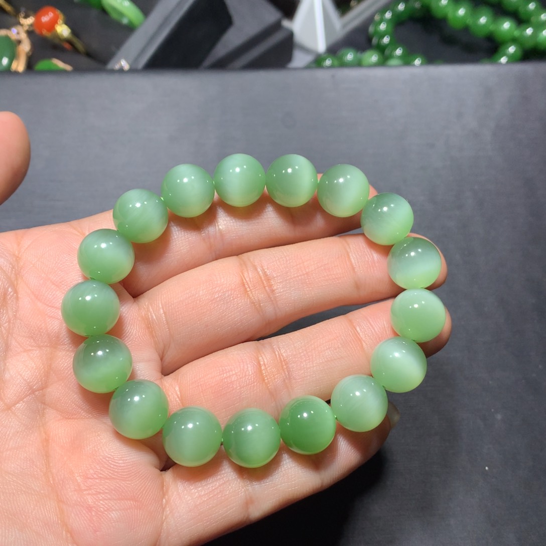 和田玉（碧玉）手链未镶嵌阳**好猫眼珠串12*17