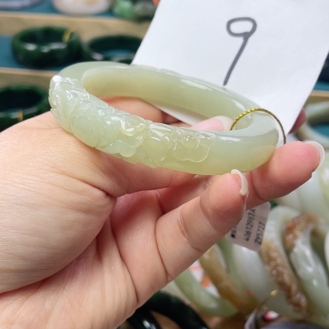 未镶嵌手镯和田玉圈口56