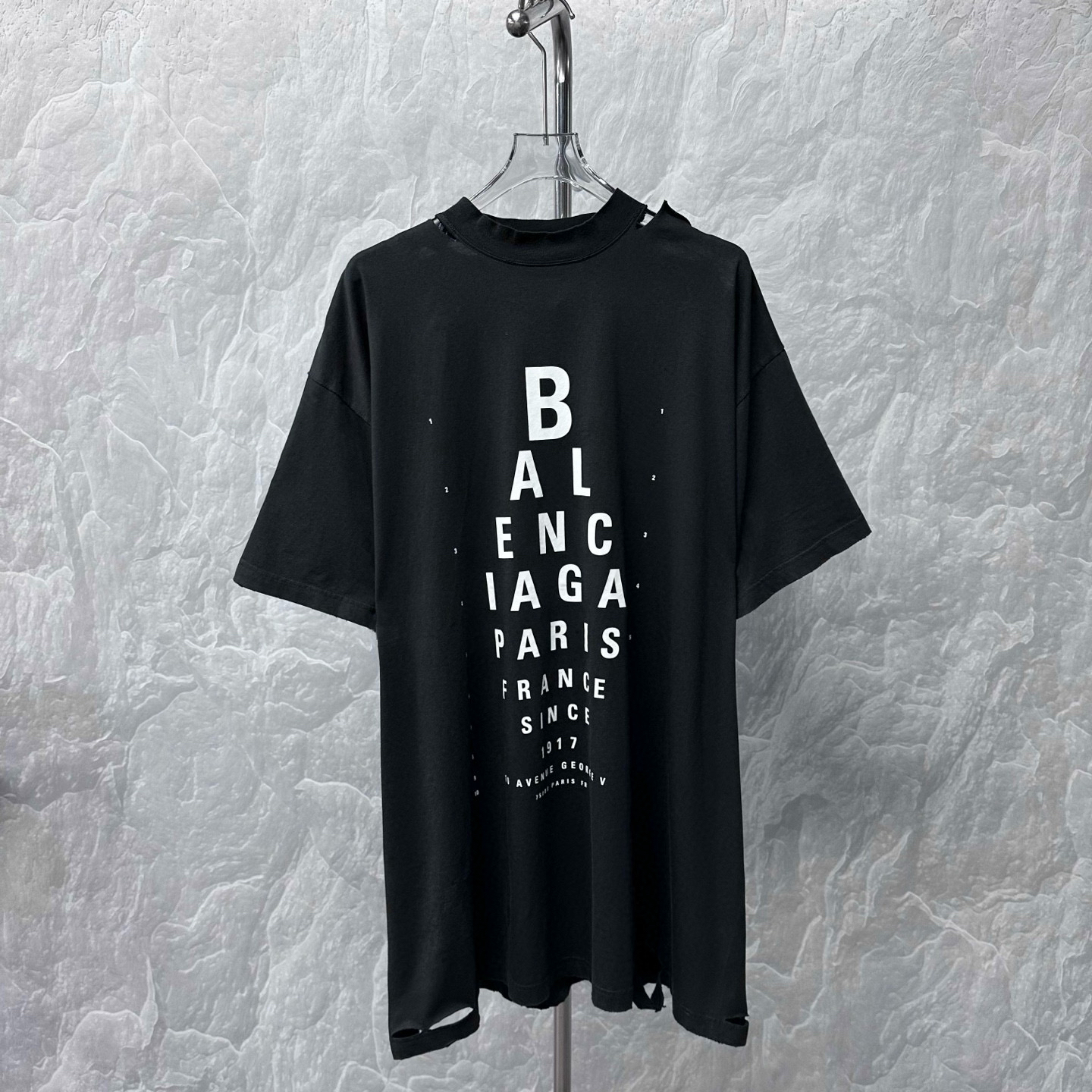 未使用 Balenciaga/巴黎世家 SS24 字母做旧破坏短袖 4码 J01563
