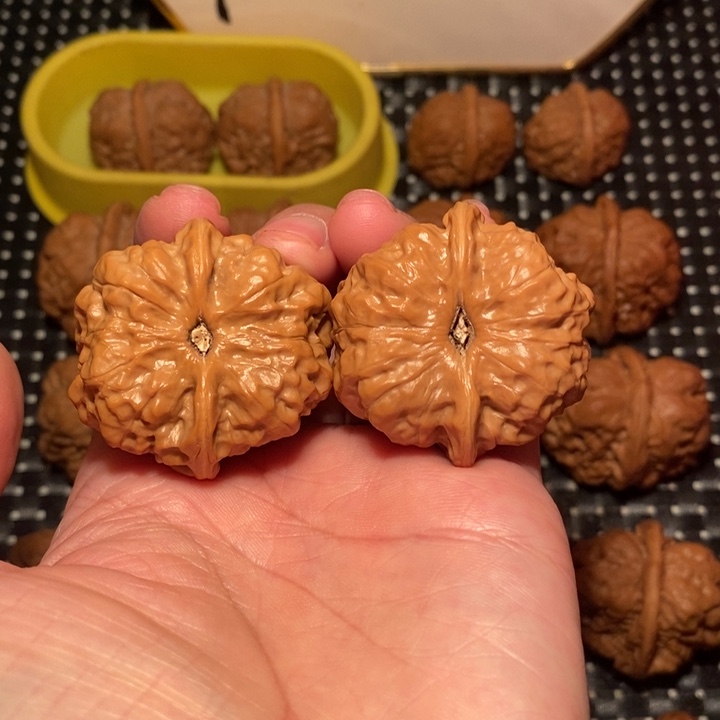 文玩核桃把件肌肉蛙