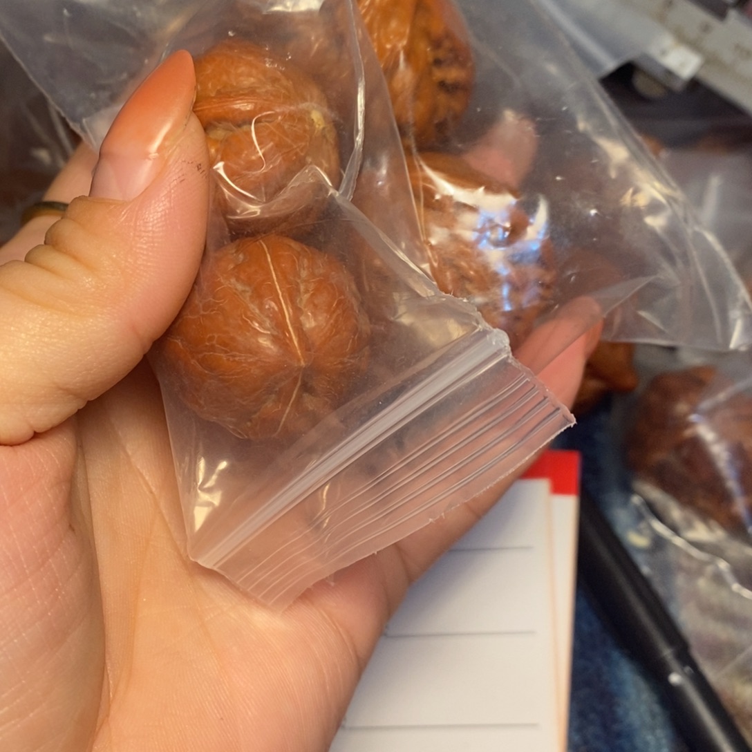 ∑***风吊坠文玩核桃              