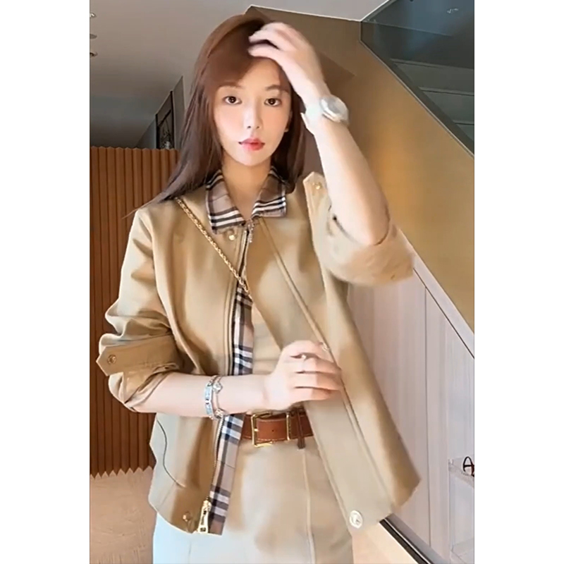 早春新款格纹夹克女小个子高腰上衣时尚气质chic流行工装短外套潮