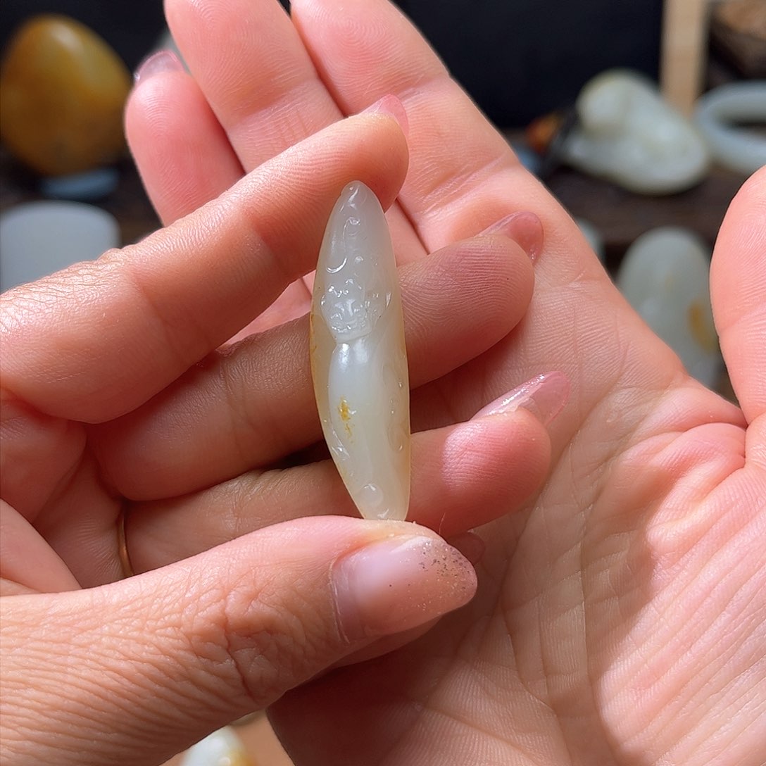 和田玉颈饰未镶嵌