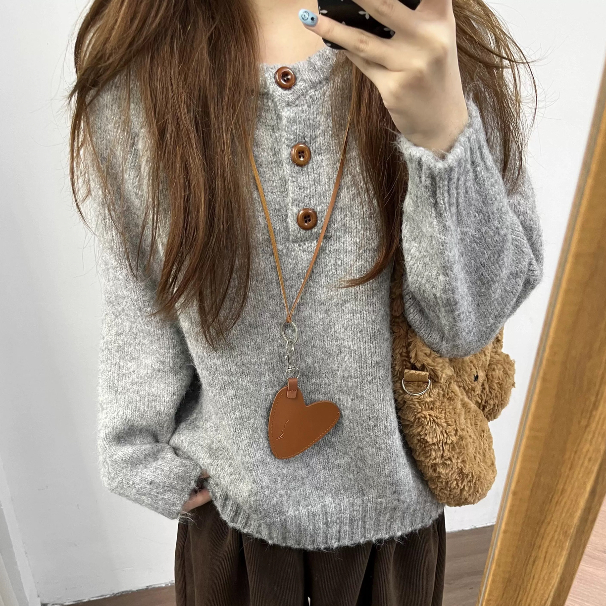 新款韩系宽松套头毛衣女秋冬款（三个扣）