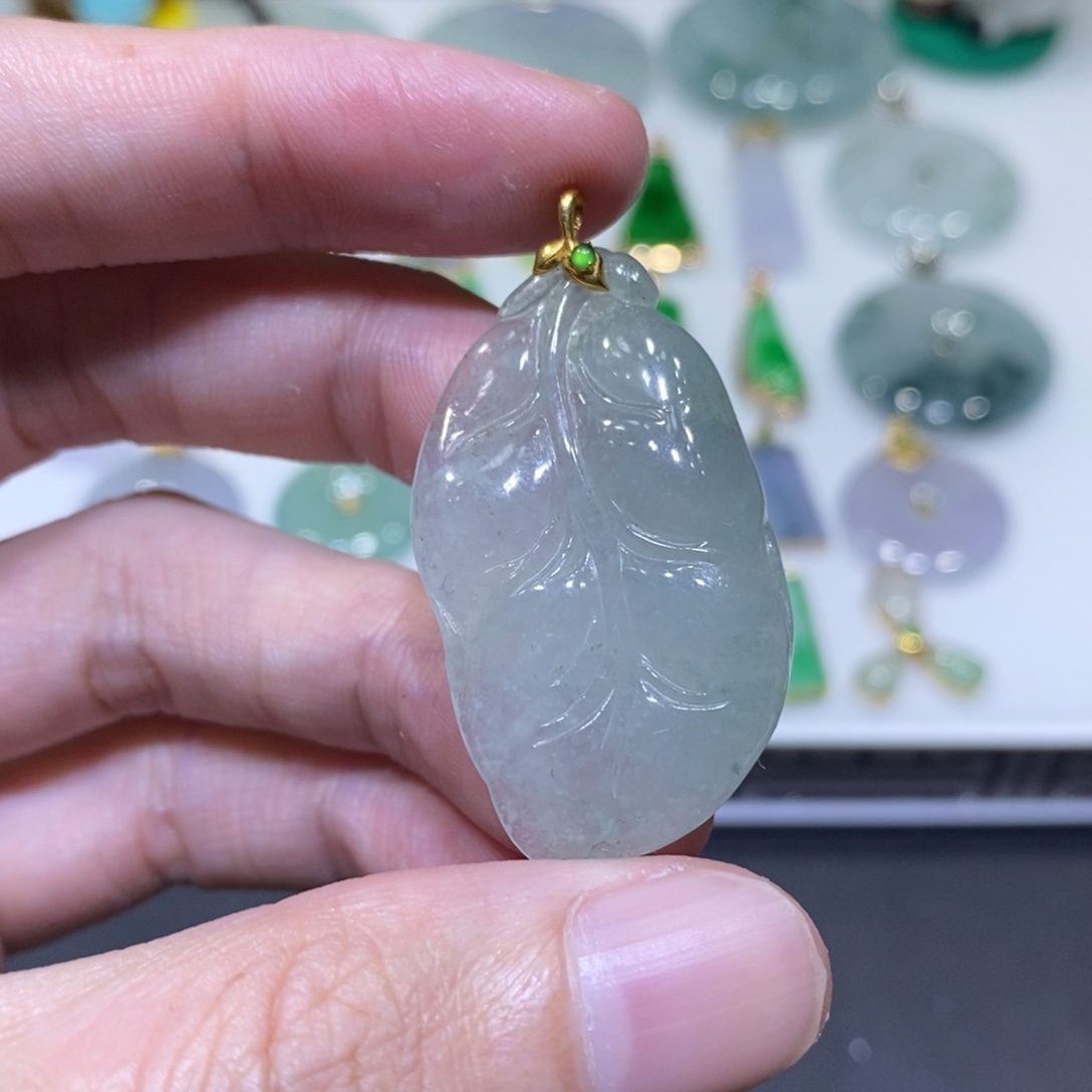 翡翠18K金镶嵌吊坠(不含链)