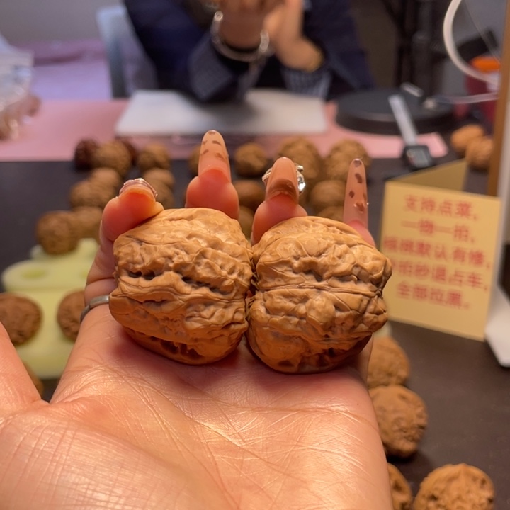 文玩核桃把件40大蛙43