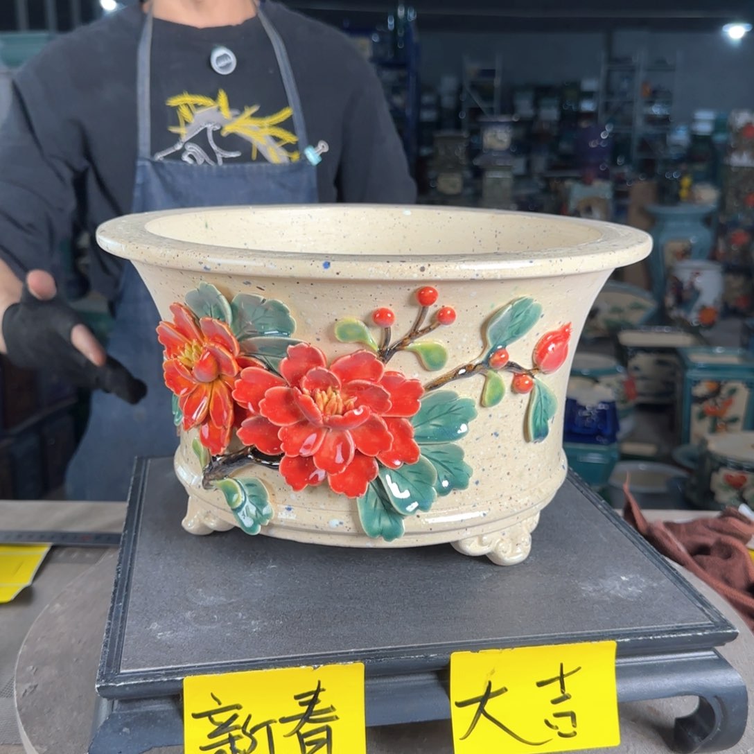 一风堂石湾花盆。