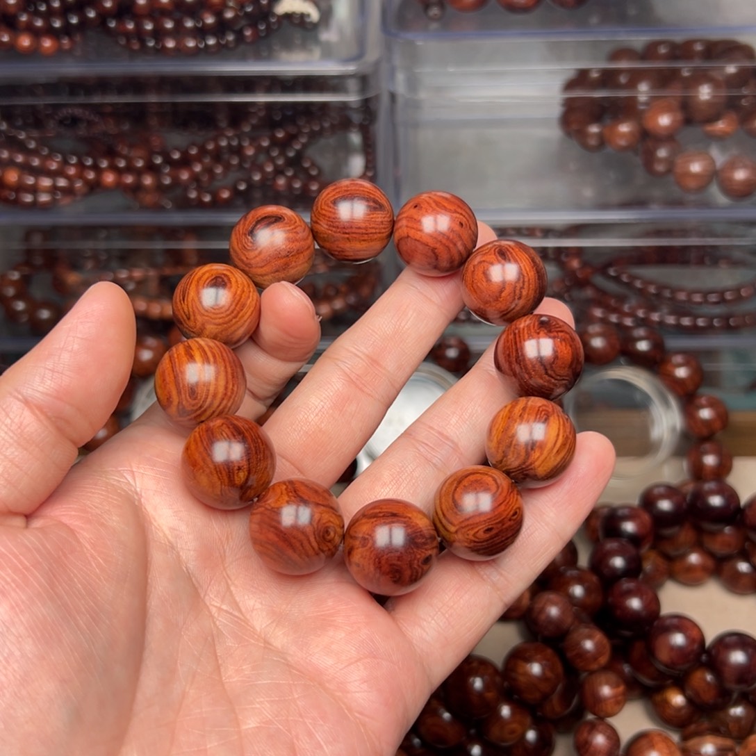 黄花梨/降香黄檀海南黄花梨老料2.0满纹带芝麻点