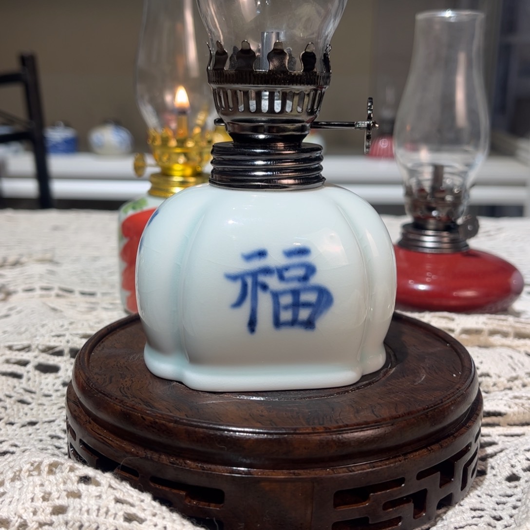 摆件景德镇陶瓷香薰灯