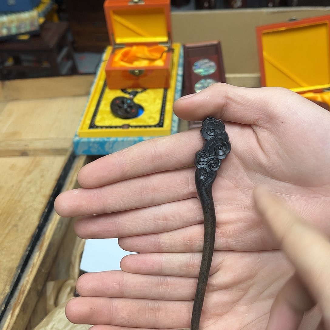 大叶紫檀（黑酸枝木类）