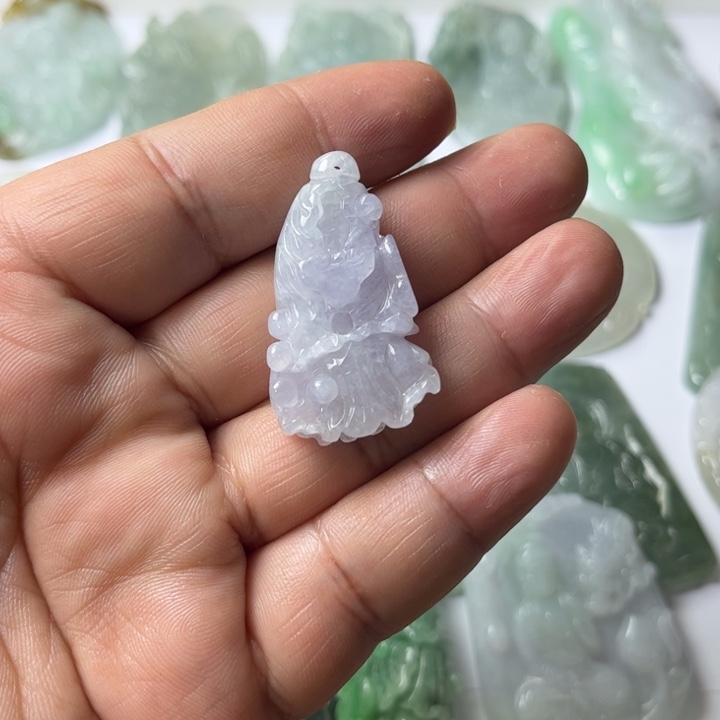 翡翠颈饰未镶嵌挂件