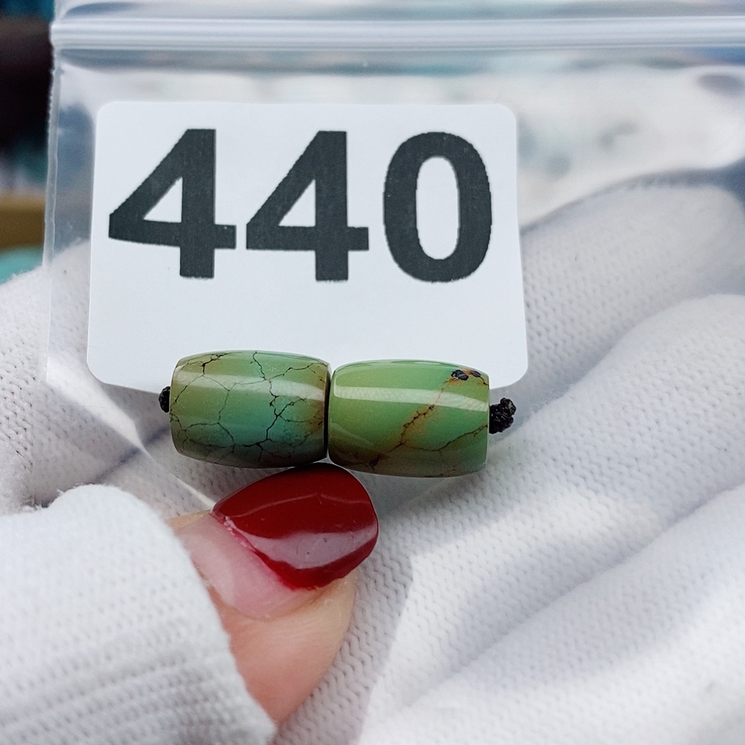 绿松石颈饰未镶嵌