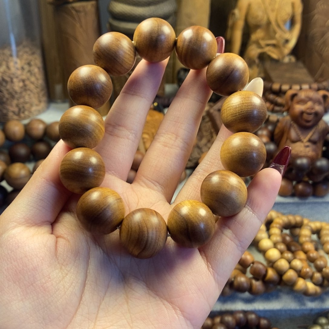 檀香木手串/手链金*奶香1.8