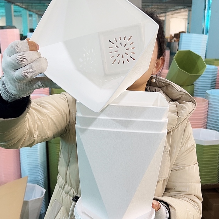 清仓Fv155口15高20白色4套带箱