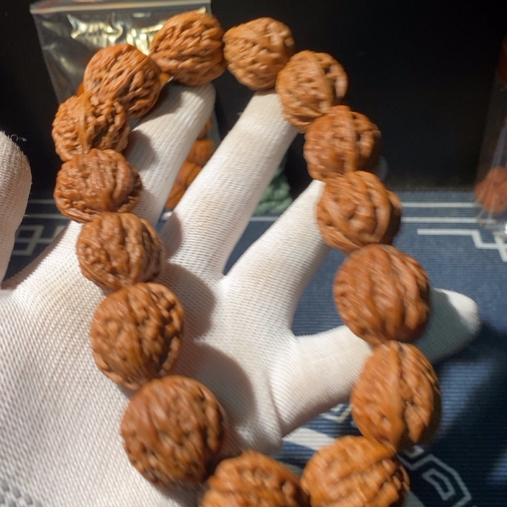 文玩核桃手串……41