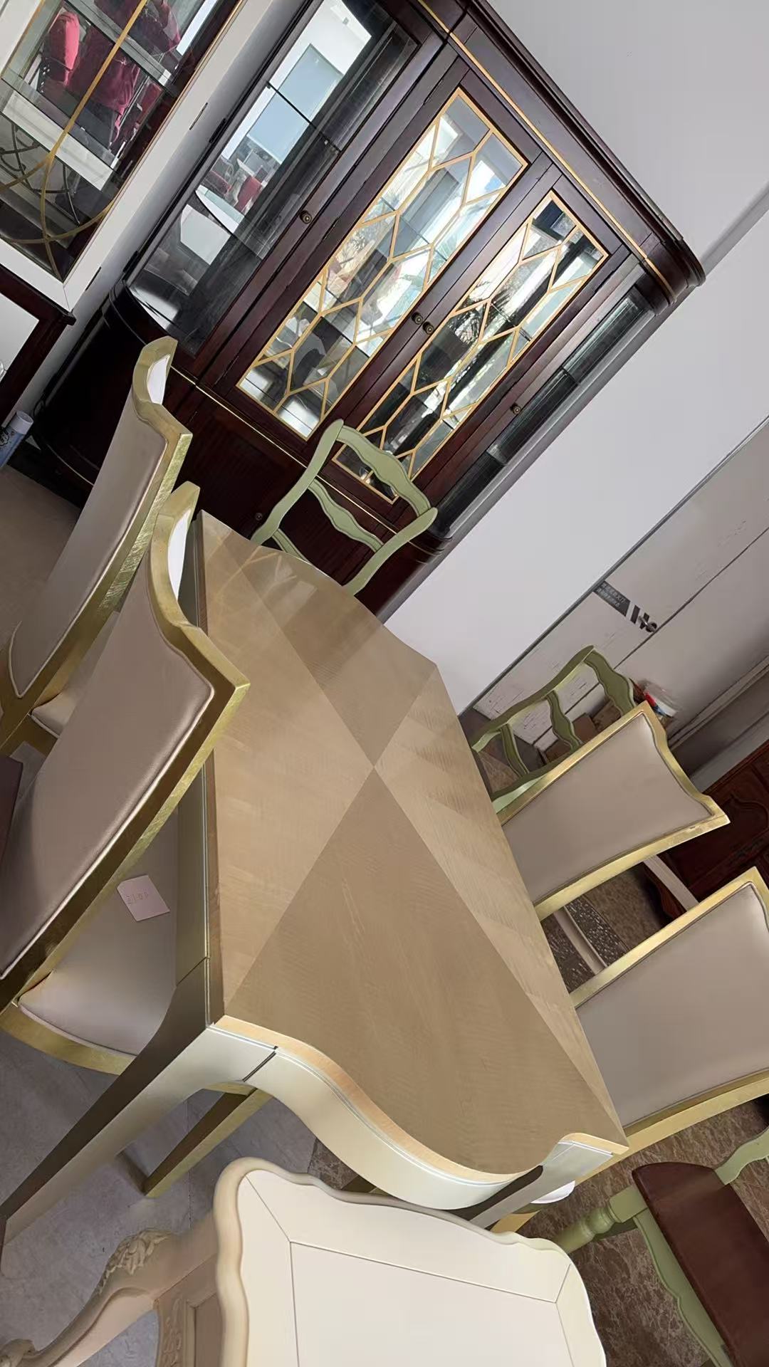 餐椅高档美式欧式餐桌轻奢现代简约款///客厅家用桌椅餐台