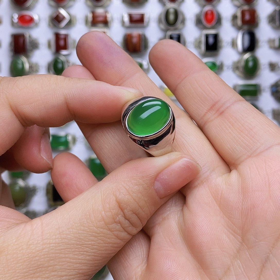 玛瑙/玉髓戒指银S925镶嵌P****?