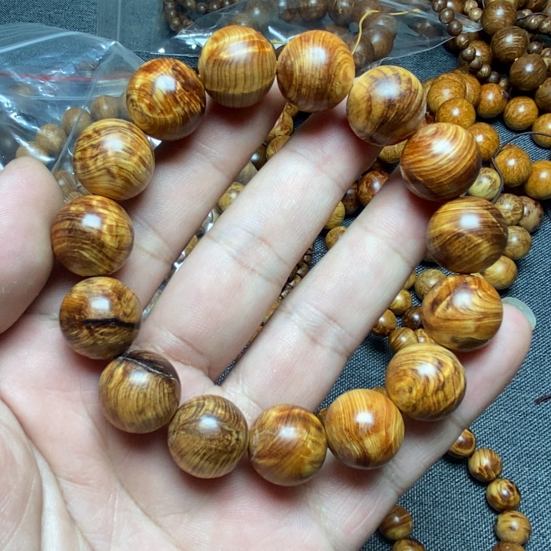 无事牌柏木（崖柏）1.5龙胆微瑕