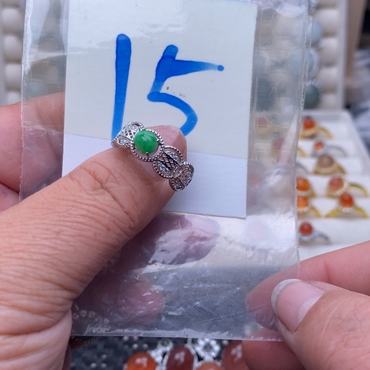 未镶嵌戒指翡翠缅甸