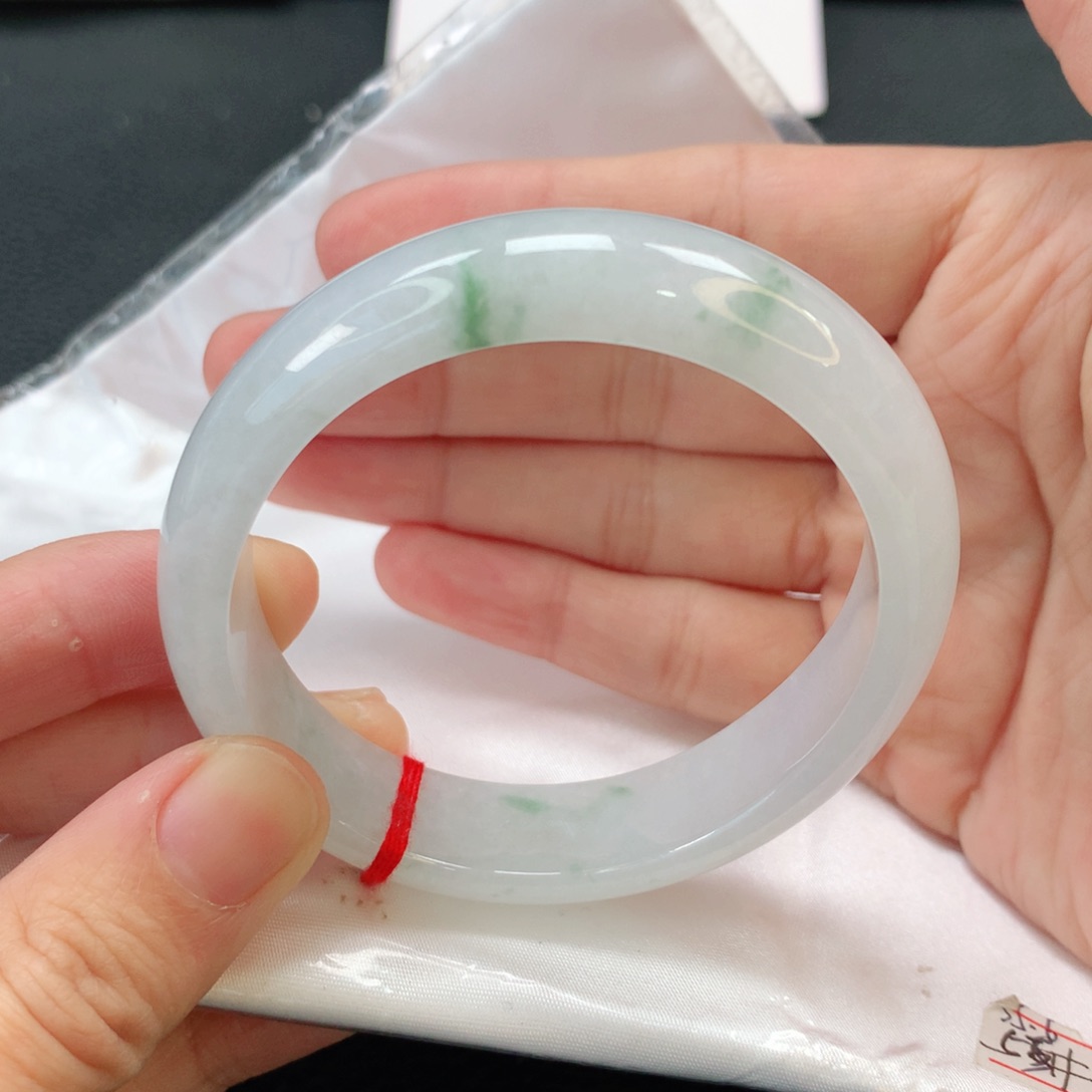 翡翠手镯未镶嵌贵妃56