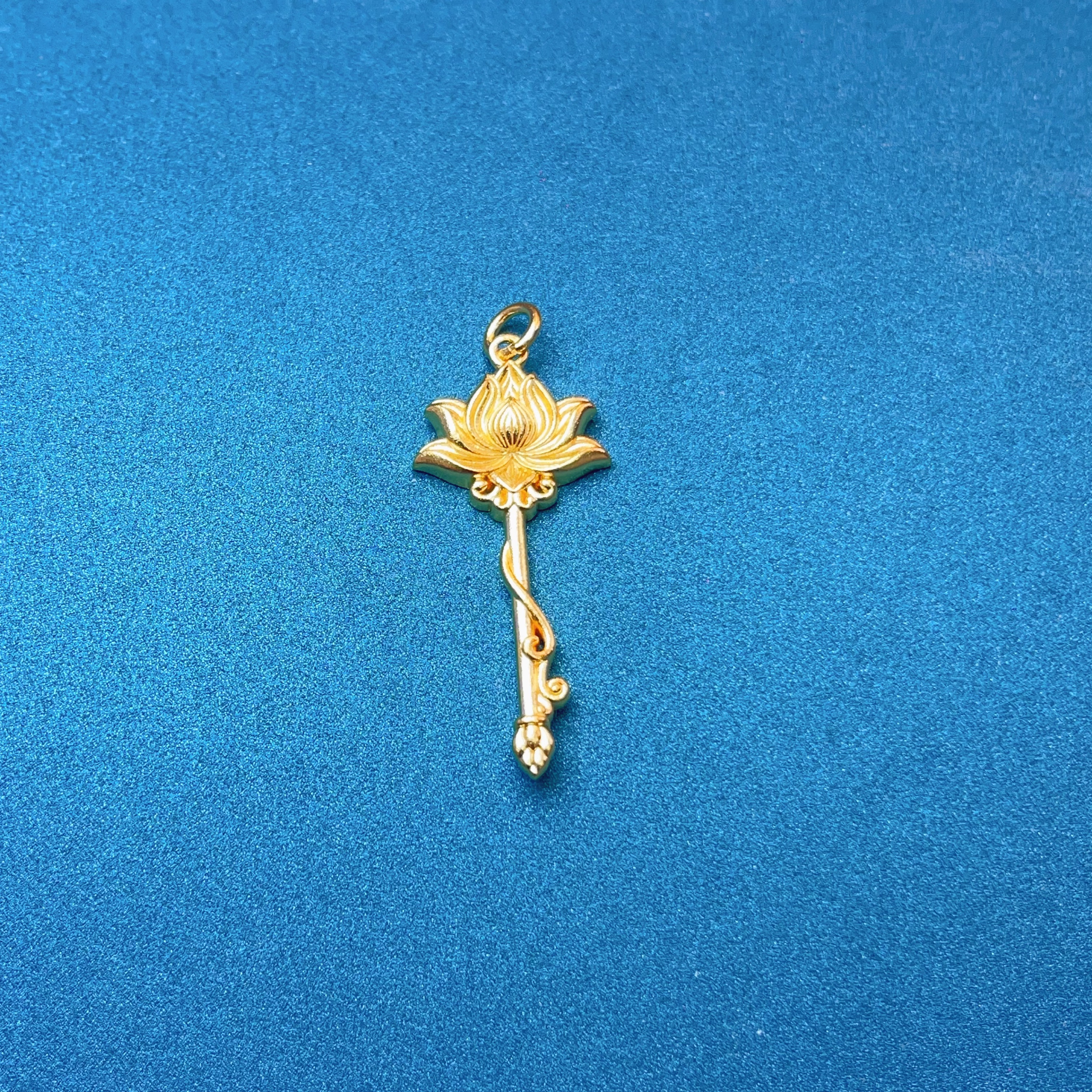 吊坠足银 莲花钥匙挂坠时尚大方简约百搭送人大气气质精致镶嵌