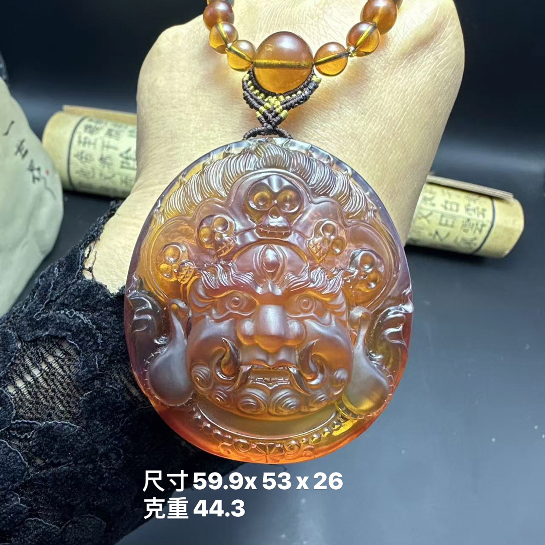 缅甸天然琥珀精工雕刻果冻料大黑天吊坠挂件