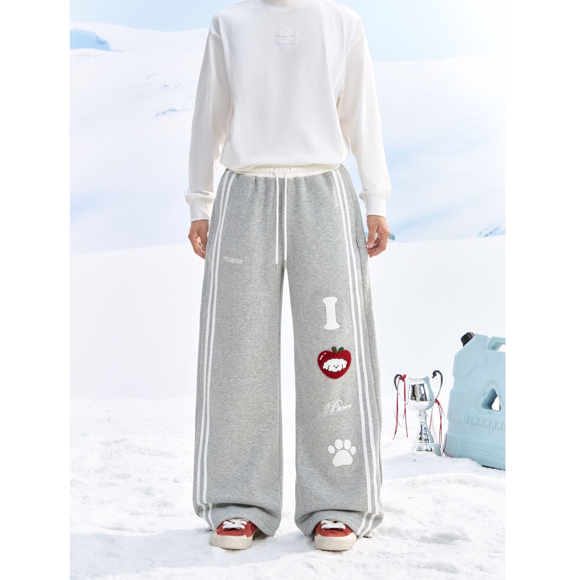 F426国潮秋冬新款厚款苹果小狗卫裤 7673