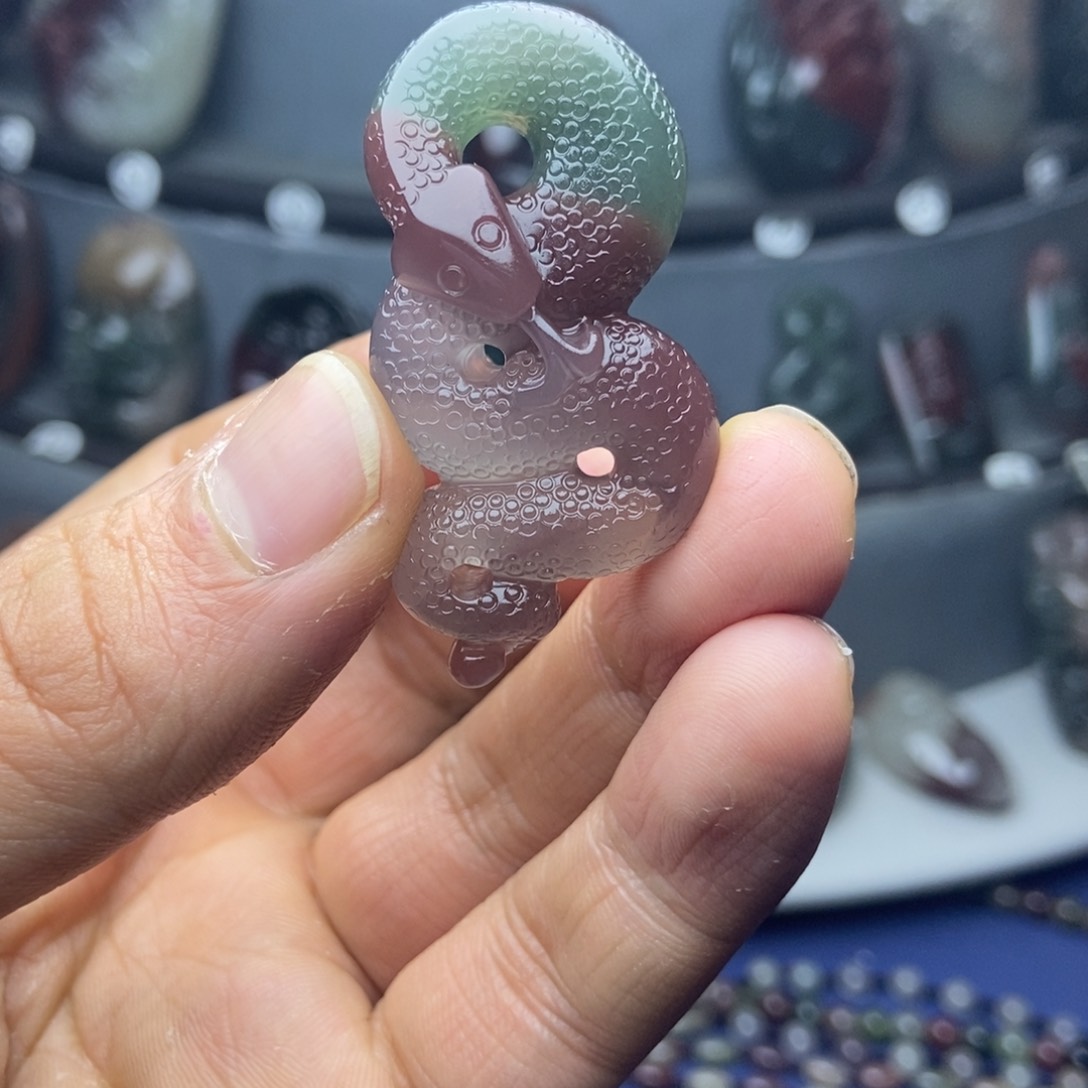 玛瑙/玉髓颈饰未镶嵌