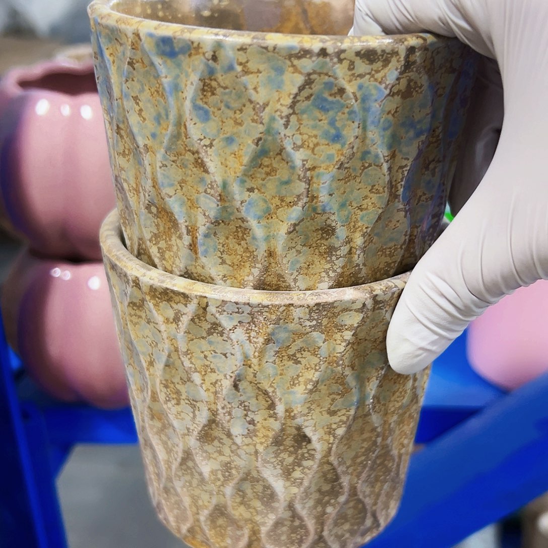 有孔，外贸尾单陶瓷花盆凑单10米包邮