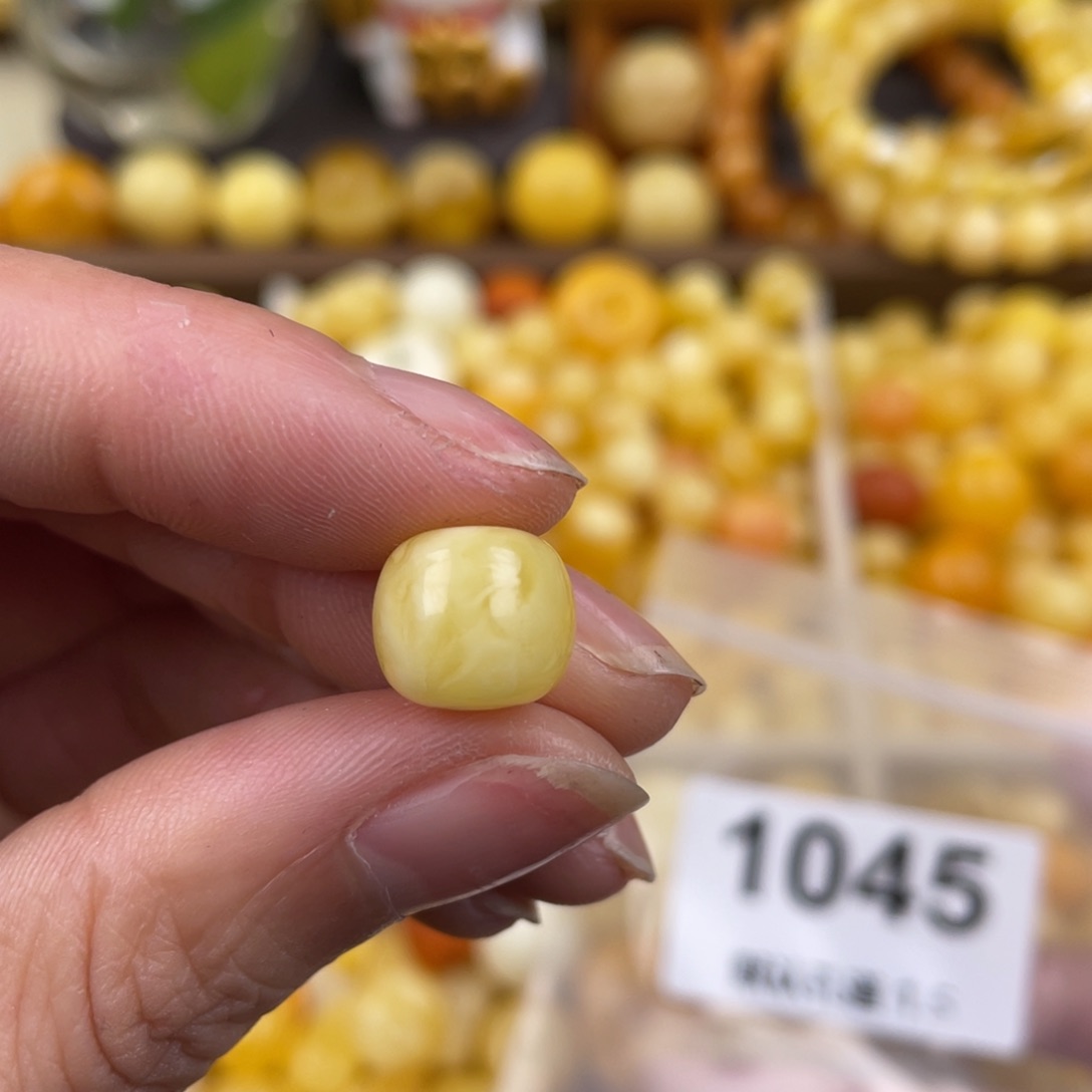 琥珀珠宝奇石未镶嵌11.0